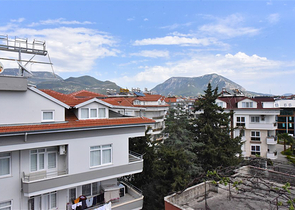 2 + 1 بنتهاوس في منطقة أوبا 