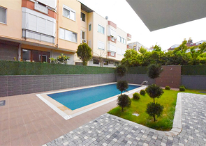 2 + 1 بنتهاوس في منطقة أوبا 