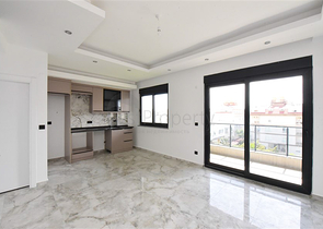 2 + 1 بنتهاوس في منطقة أوبا 