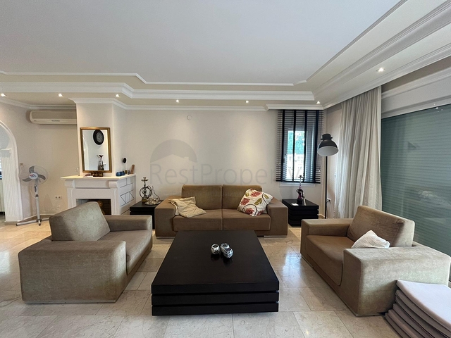 فيلا 3+1 في منطقة محمودلار 