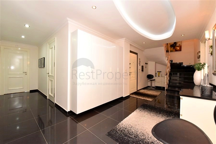 شقة 7+1 مع مطبخ منفصل في منطقة جيكجيلي شقة 7+1 مع مطبخ منفصل في منطقة جيكجيلي