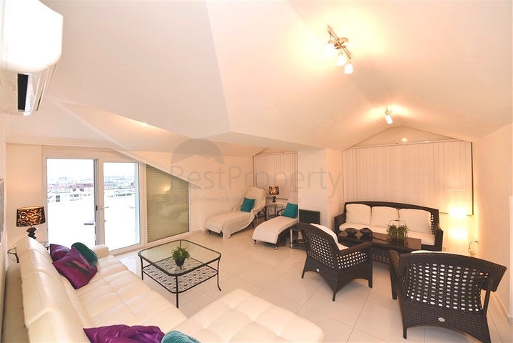 شقة 7+1 مع مطبخ منفصل في منطقة جيكجيلي شقة 7+1 مع مطبخ منفصل في منطقة جيكجيلي