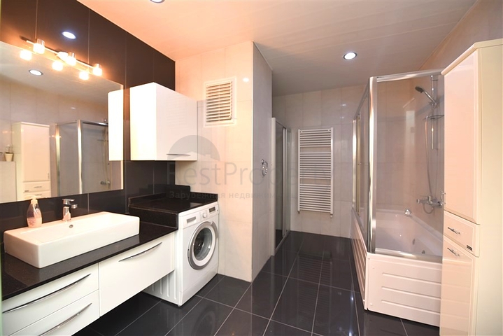 شقة 7+1 مع مطبخ منفصل في منطقة جيكجيلي شقة 7+1 مع مطبخ منفصل في منطقة جيكجيلي