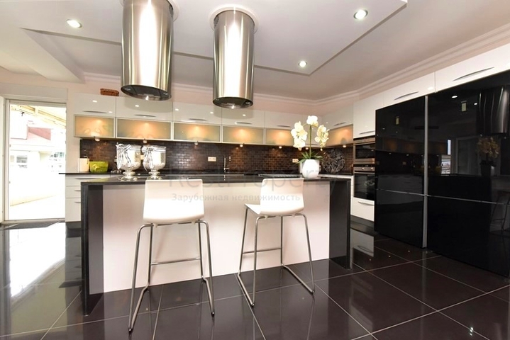 شقة 7+1 مع مطبخ منفصل في منطقة جيكجيلي شقة 7+1 مع مطبخ منفصل في منطقة جيكجيلي