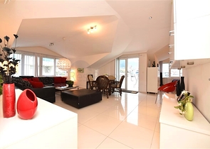 شقة 7+1 مع مطبخ منفصل في منطقة جيكجيلي شقة 7+1 مع مطبخ منفصل في منطقة جيكجيلي