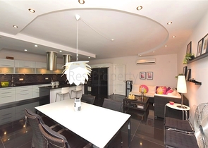 شقة 7+1 مع مطبخ منفصل في منطقة جيكجيلي شقة 7+1 مع مطبخ منفصل في منطقة جيكجيلي