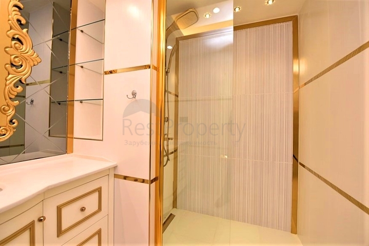 شقة فاخرة من المالك في مجمع بريميوم مستوى 2 + 1