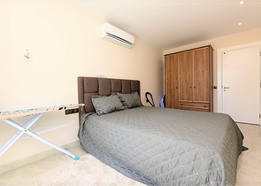 شقة 1+1 مطلة على البحر في مجمع متميز