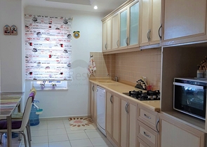 شقة واسعة ضمن مجمع سكني في منطقة أفسلار – ألانيا شقة واسعة ضمن مجمع سكني في منطقة أفسلار – ألانيا