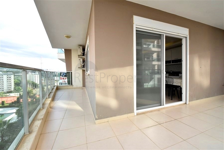 شقة فسيحة 1 + 1 في مجمع مع البنية التحتية للفندق