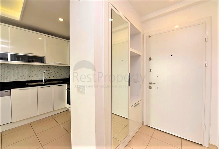 استئجار شقة جديدة في سكن ممتاز على البحر