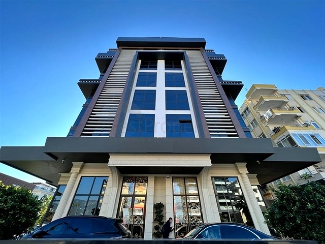 المباني التجارية في منطقة أوبا