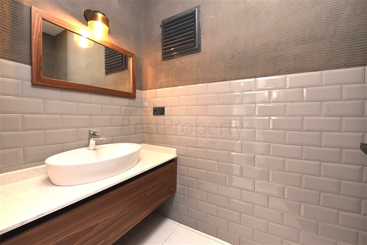 المباني التجارية في منطقة أوبا