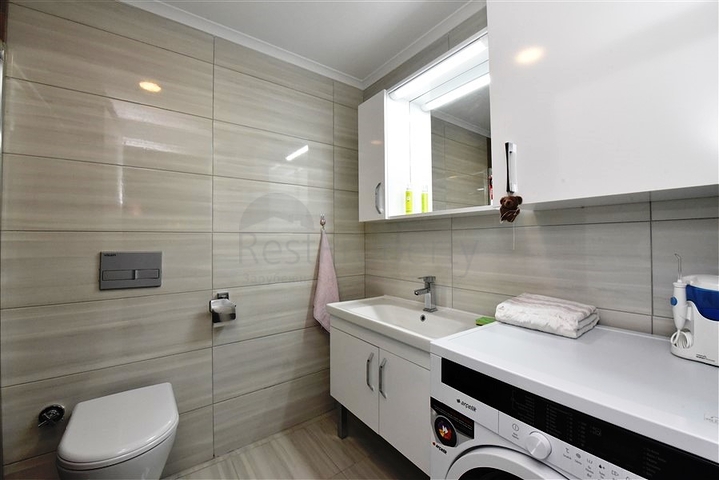 شقة 1+1 في محمودلار 300 متر من البحر شقة 1+1 في محمودلار 300 متر من البحر