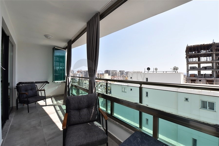 شقة 1+1 في محمودلار 300 متر من البحر شقة 1+1 في محمودلار 300 متر من البحر