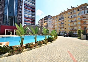 بنتهاوس 2+1 في وسط محمودلار مطل على الجبل 