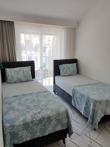 دوبلكس 2 + 1 في كلا الغرفتين دوبلكس 2 + 1 في كلا الغرفتين