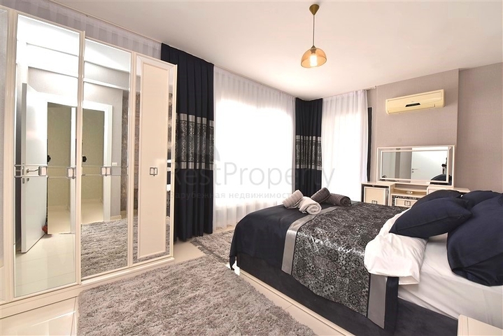 دوبلكس واسع 2 + 1 في منطقة كيستل