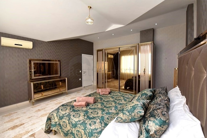 دوبلكس واسع 2 + 1 في منطقة كيستل