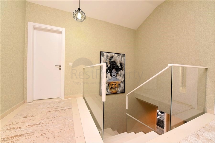 دوبلكس واسع 2 + 1 في منطقة كيستل