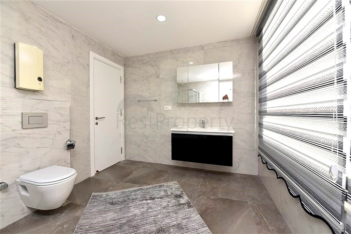 دوبلكس واسع 2 + 1 في منطقة كيستل