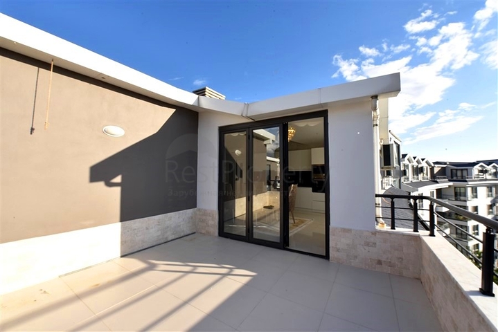 دوبلكس واسع 2 + 1 في منطقة كيستل