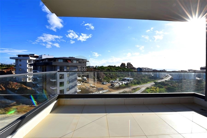 شقة من غرفتي نوم مع أثاث مصمم في منطقة كيستل