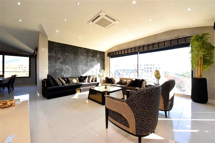 شقة من غرفتي نوم مع أثاث مصمم في منطقة كيستل