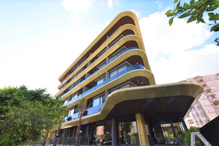 1 + 1 في مجمع فاخر بالقرب من شاطئ كليوباترا