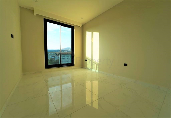 1 + 1 في مجمع فاخر بالقرب من شاطئ كليوباترا