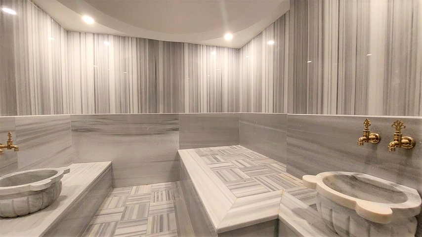 1 + 1 في مجمع فاخر بالقرب من شاطئ كليوباترا