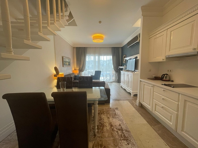 مساكن فاخرة على الساحل الأول