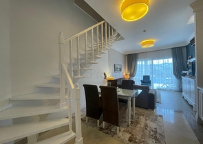 مساكن فاخرة على الساحل الأول