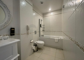 مساكن فاخرة على الساحل الأول