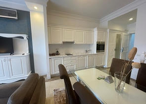 مساكن فاخرة على الساحل الأول