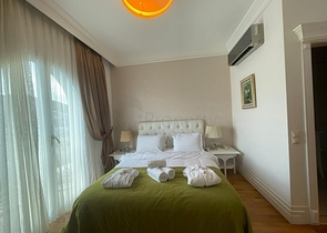 مساكن فاخرة على الساحل الأول