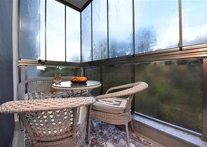 شقة مفروشة بغرفة نوم واحدة في مجمع في غابة الصنوبر