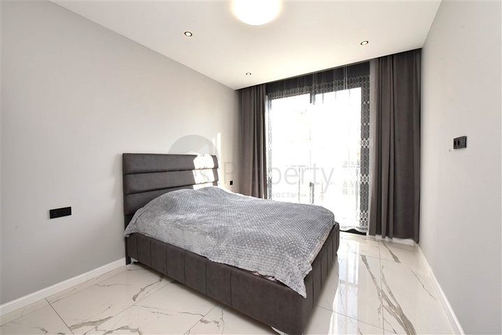 شقة للإيجار على بعد 5 دقائق من الشاطئ في وسط ألانيا