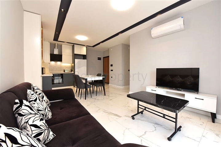 شقة للإيجار على بعد 5 دقائق من الشاطئ في وسط ألانيا