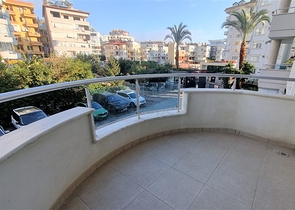 شقة فسيحة 2 + 1 في منطقة جيكجيلي شقة فسيحة 2 + 1 في منطقة جيكجيلي