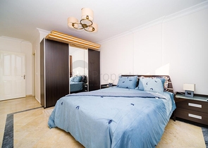 شقة فاخرة مطلة على البحر والقلعة في منطقة توسمور           شقة فاخرة مطلة على البحر والقلعة في منطقة توسمور