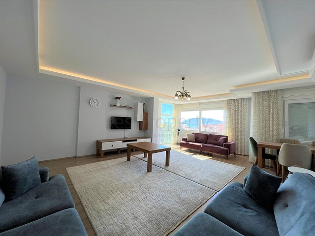 بنتهاوس 4+1 مطل على البحر في منطقة سيكجيلي