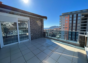 بنتهاوس 4+1 مطل على البحر في منطقة سيكجيلي