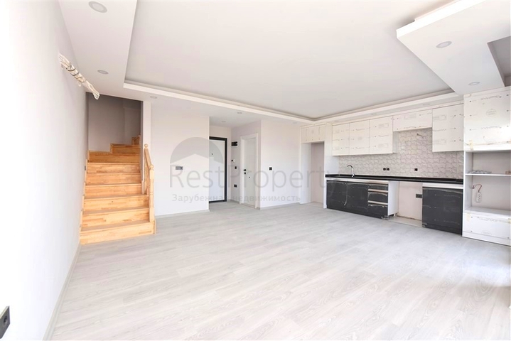 2 + 1 بنتهاوس مطل على الجبل في غازي باشا