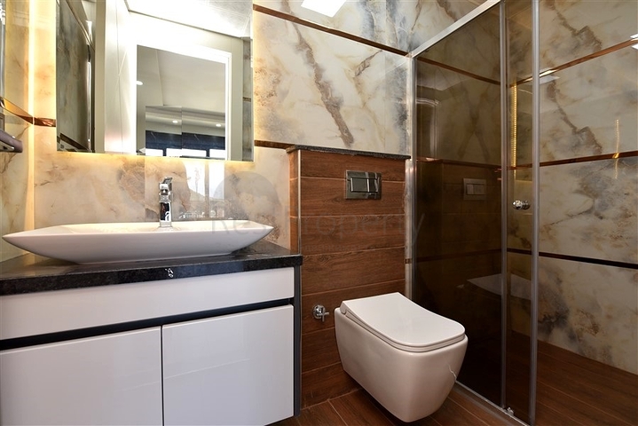 بنتهاوس واسع 4 + 2 في منطقة غازي باشا