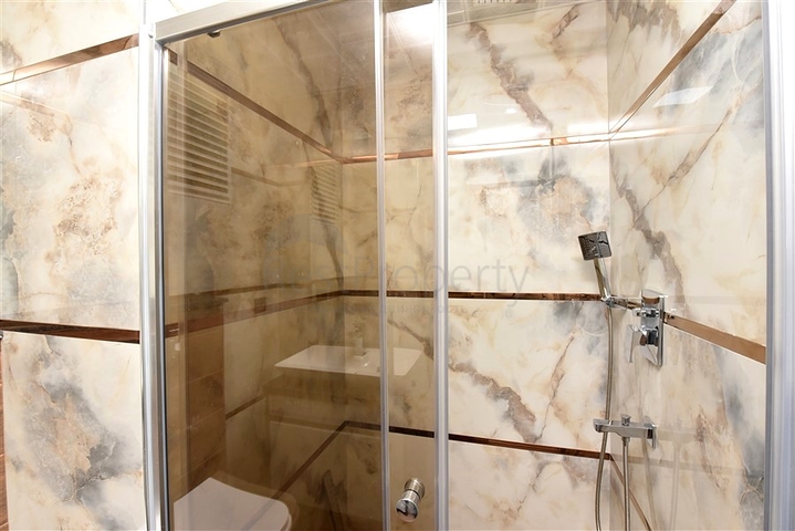 بنتهاوس واسع 4 + 2 في منطقة غازي باشا