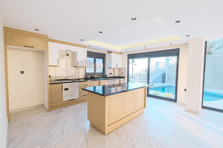 فيلا في منطقة خلابة من ألانيا