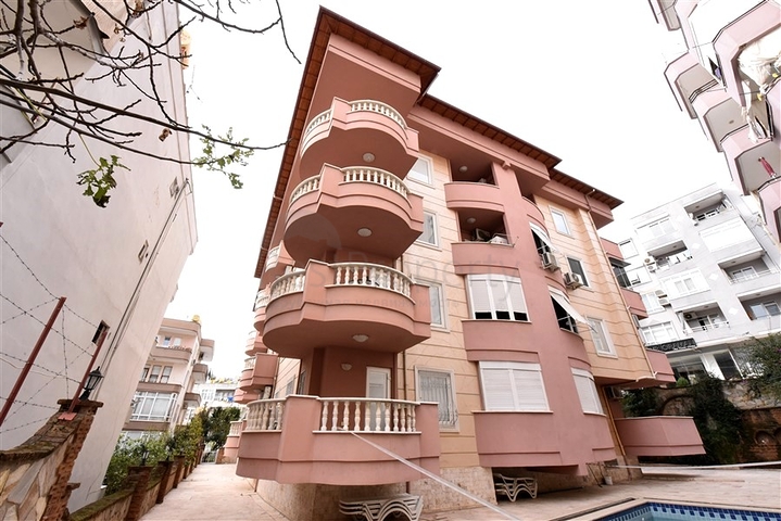 شقة 2+1 400 متر من شاطئ كليوباترا