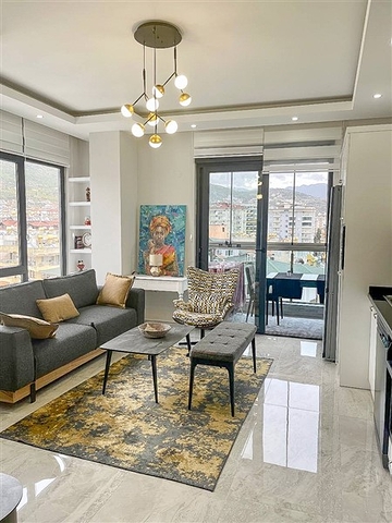 شقة 1+1 في وسط ألانيا