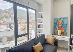 شقة 1+1 في وسط ألانيا